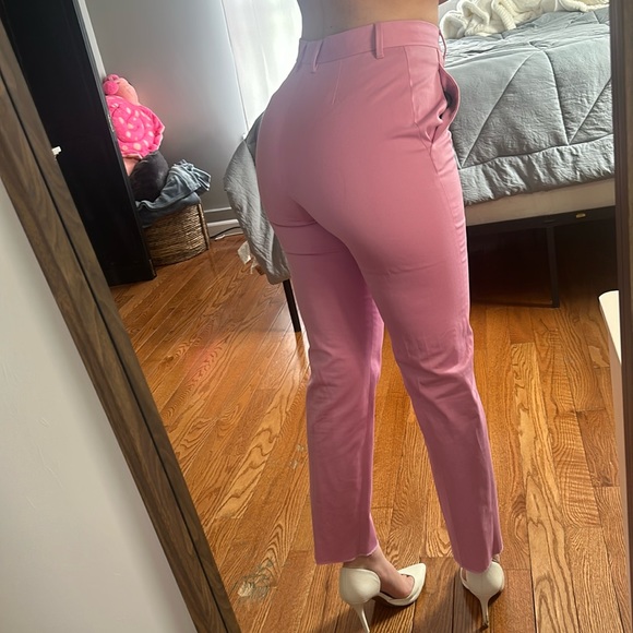 Ferragamo pink pants size 40 or 4-6 - Picture 3 of 4